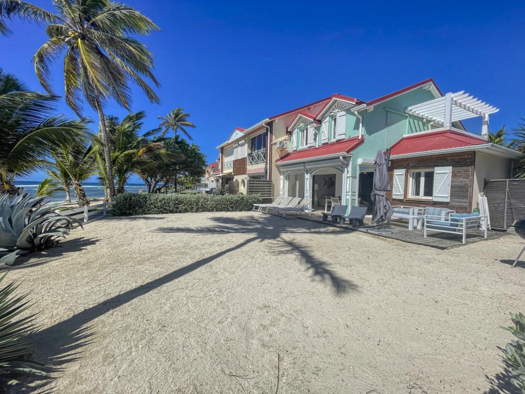 Villa pieds dans l'eau à louer à Saint François Guadeloupe-ensemble-25